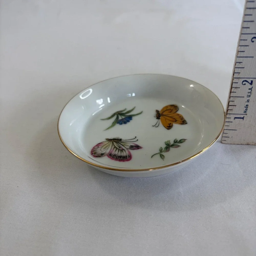 Vintage LJ of Japan Porcelain Butterfly Cup & Saucer Set‎ Gold Rim Lion Paw Feet